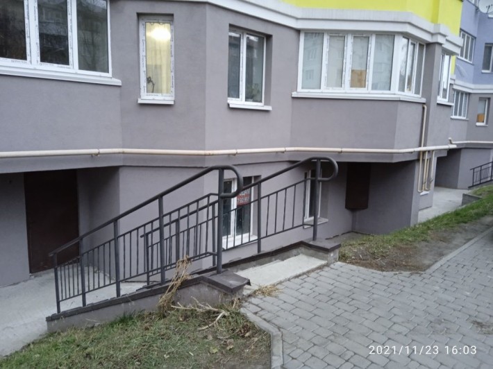 Продаж цокольно - квартирного приміщення - фото 1