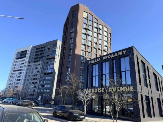 Продаж комерційне приміщення  2 км Окружна дорога Києва  ЖК Paradise Avenue фассад на дві сторони що Крюківщина