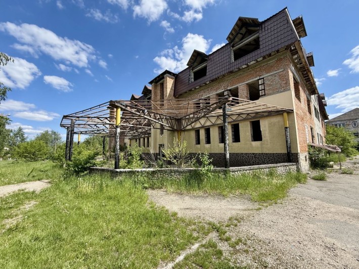 Продам готельно-розважальний комплекс на березі річки Рось - фото 1
