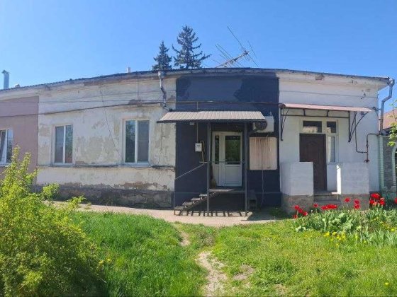 Продаж комерційного приміщення 20 м² у центрі м. Сквира Сквира