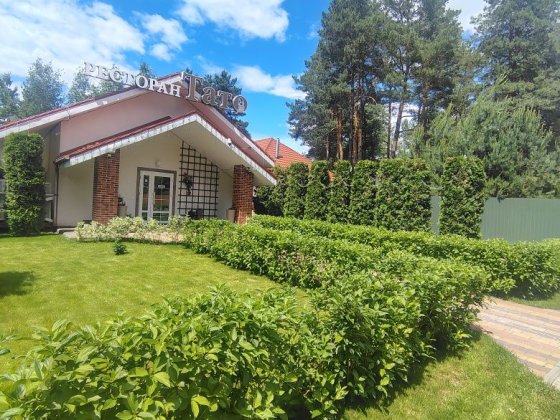 Продам готельно-ресторанний комплекс. Зазим'я. Зазим'я