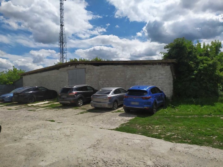 Продаж складу 800 м2 з ділянкою 0,26 га - фото 1