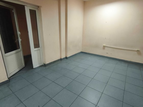 Продам офісне приміщення на цокольному поверсі в ЖК "Чайка" Чайки
