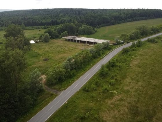 Ферма 4,5 гектара, 1560м2 і друга 225 м2 площа Самбір