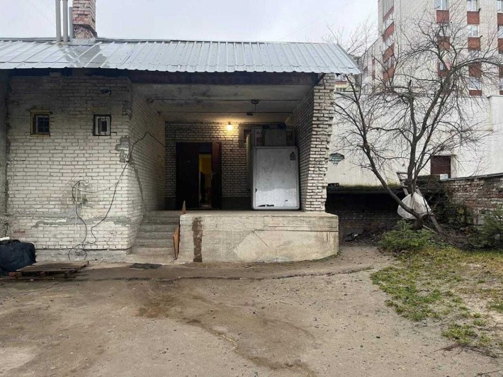 Продаж Комерційне приміщення з рампою,Львів, вул. Величковського, Рясне 2 - фото 1