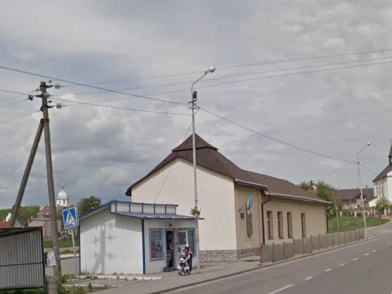 Продаж магазину при трасі Львів-Київ, в селі Малехів, поблизу "Рукавички", на ділянці 12 сотих Малехов