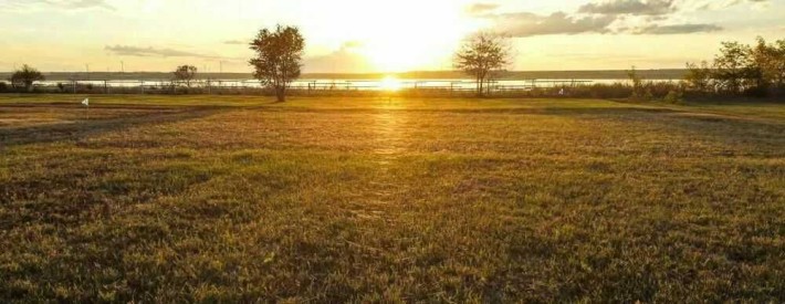 Будинок та бунгало на першій лінії лиману. Тихе місце, без шахедів, для ретритів або здачі в оренду  - фото 1