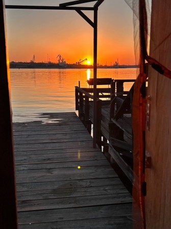 Продам курень/ причал 120 Бурлачья Балка . - фото 1