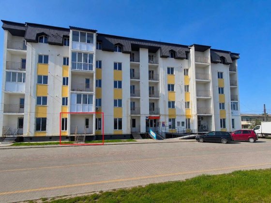 Фасадне комерційне приміщення 53,7 м² у ЖК «Новосел» | Продаж Молодіжне