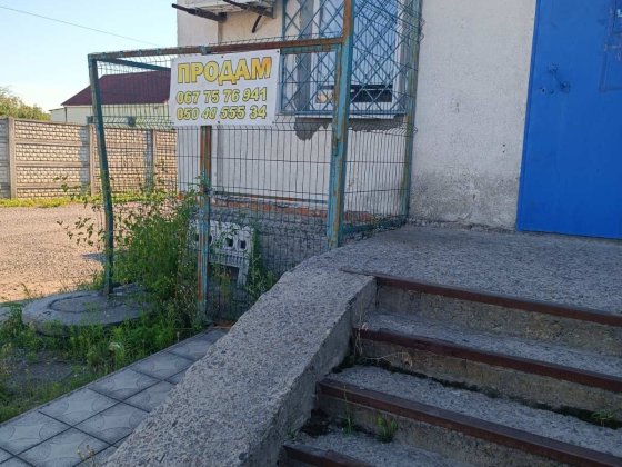 Продам або здам в аренду приміщення в с.Садки Садки