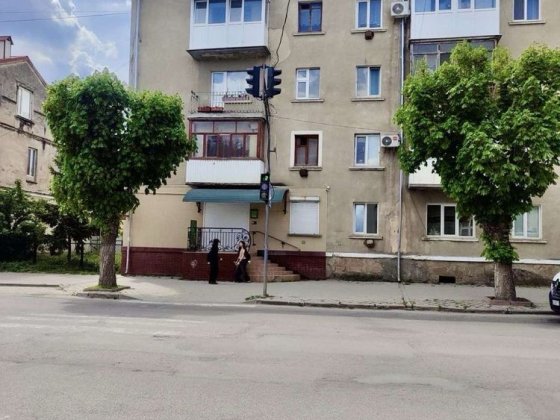 Продається комерційне приміщення ( магазин). Чортків