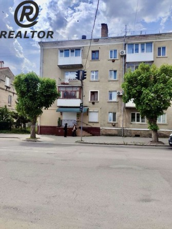 Продається комерційне приміщення ( магазин). Чортків - фото 1