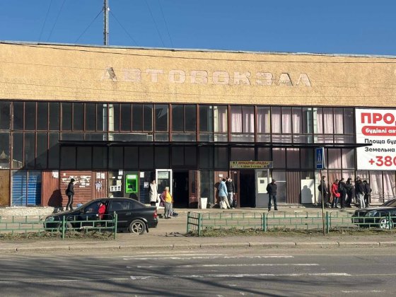 нежитлова будівля Первомайск
