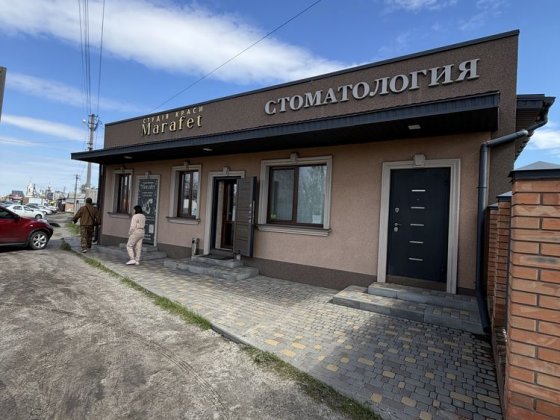 Продаж окремоі будівлі , Безлюдівка, червона лінія Безлюдовка