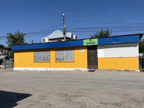 Прадається магазин 65 кв.м + земельна ділянка від власника Шаровечка