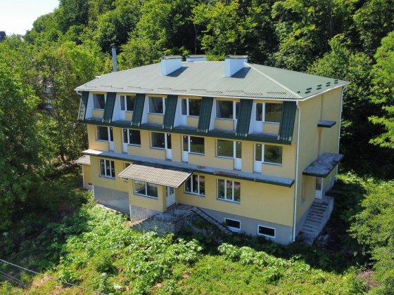 Продам готель Сатанів Сатанів