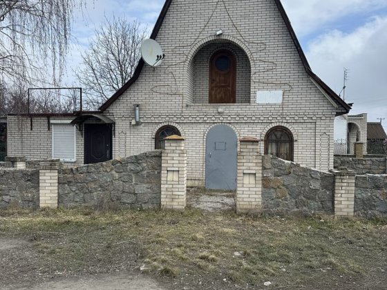 Продам приміщення Монастирище