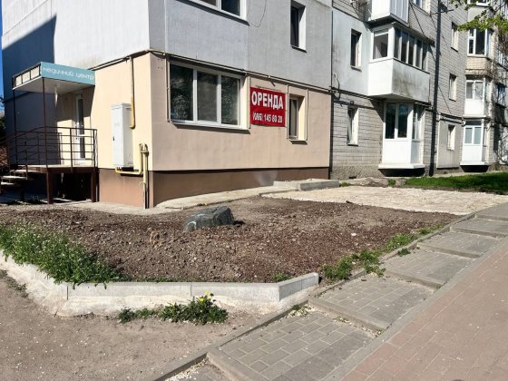 Продаю приміщення по вул Архипа Люльки ,напроти торгівельного містечка ,біля  міської лікарні 3. Белая Церковь
