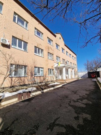 Продаж будівлі 962 м² м-в Незалежності, ідеально під клініку, медцентр - фото 1