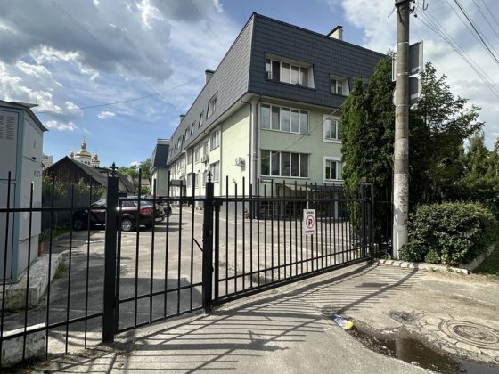 Продам примішення, центр Броварів, Київська Бровари