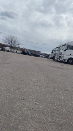 Продам територію із складськими приміценнями. Підприємство. Комерційна нерухомість. - фото 1
