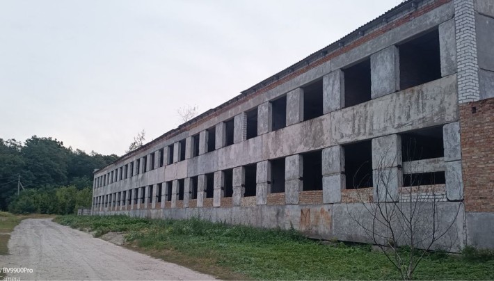 Продаж промисловоі будівлі із земельною ділянкою! - фото 1