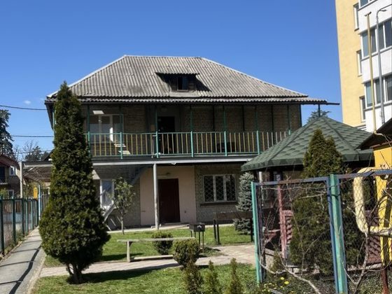 Нежитлове приміщення неподалік центру Буча