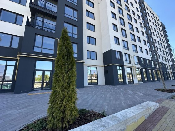 Продаж комерційного приміщення з окремим входом! Буча