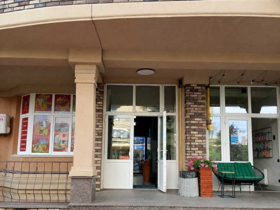 ПРОДАЖ ТОРГІВЕЛЬНОЇ ПЛОЩІ Вул. Сонячна,3, Вишневе, Україна Вишневе