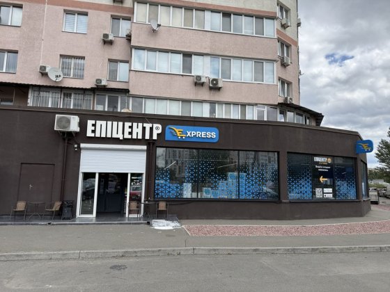 Продаж приміщення ЖК Софія, Франка 6 фасад Вишневое