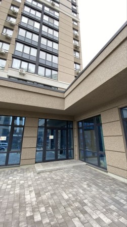 Продаж фасадного комерційного приміщення в ЖК «Центральний 2». Найрозвиненіший район міста! - фото 1