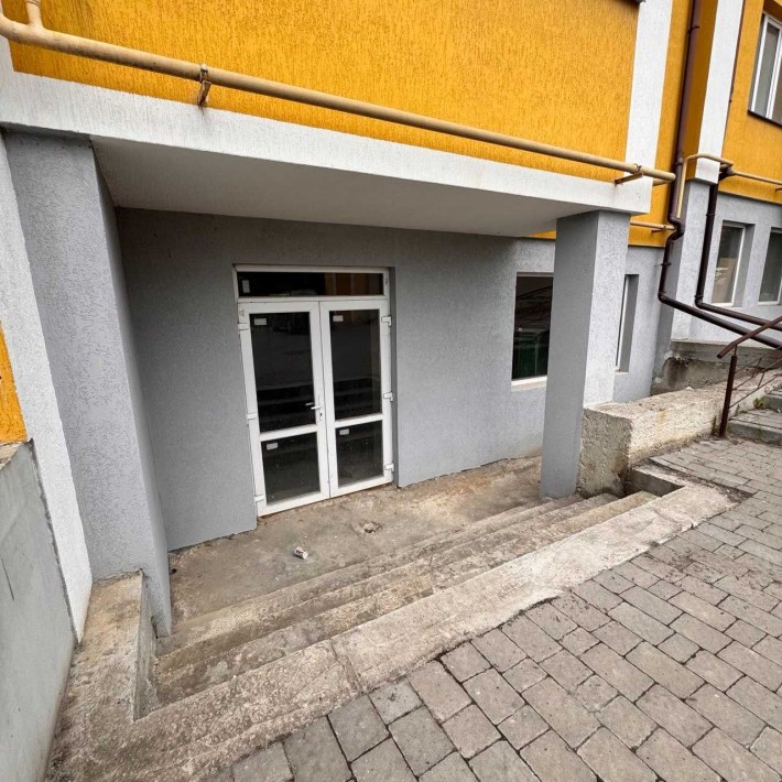 Продається комерційне приміщення 120м2 - фото 1
