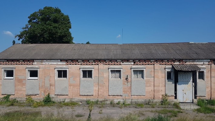 Продам нежитлове приміщення площею 330 кв. м - фото 1