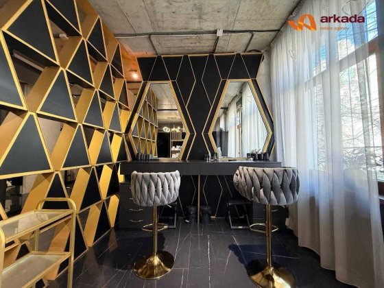 Продаж бізнесу з ремонтом та меблями під салон краси 70 м² Ивано-Франковск
