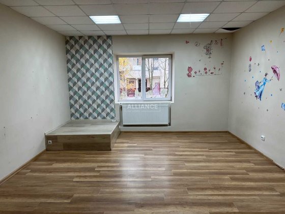 Продам комерційне приміщення 580$ м2 є відео огляд Ивано-Франковск