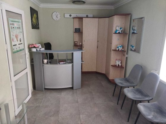 Продам комерційна нерухомість, стоматологічний кабінет на Молодіжному, Кременчук Кременчуг