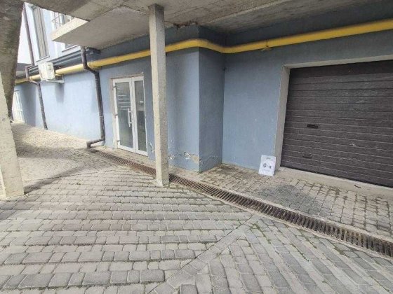 Продаж просторого приміщення / гаража 45,5 м² в центрі — вул. Мельника, 10 Ивано-Франковск