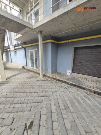 Продаж просторого приміщення / гаража 45,5 м² в центрі — вул. Мельника, 10 - фото 1