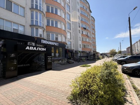 Продаж приміщення Каскад. Миколайчука Ивано-Франковск