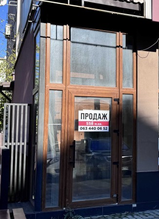 ВЛАСНИК !  Продам приміщення великої площі 560 мкв за ціною $196/ мкв . КАСКАД .Симоненка 31 . - фото 1
