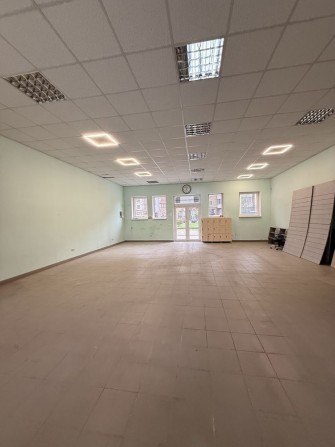 Попуч ТРЦ Велес! Продається Фасадне приміщення по вул. Вовчинецькій - фото 1