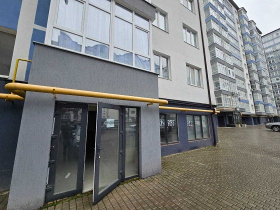 Продам комерційне приміщення вул. Височана 18 Ивано-Франковск