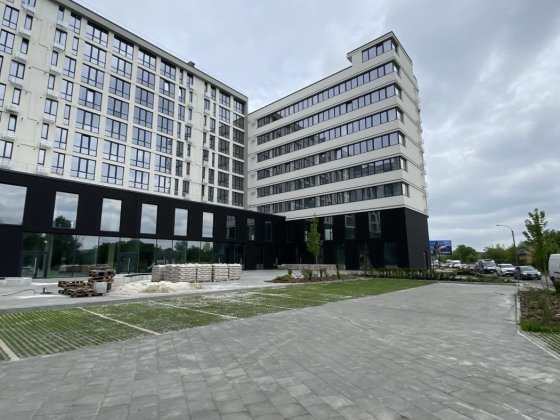 Продаж комерції в сучасному бізнес-центрі Ивано-Франковск