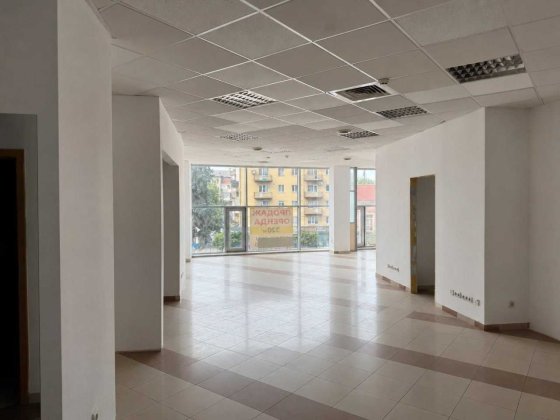 продаж комерційного приміщення вул. Січових Стрільців. всього 850$ м2. Ивано-Франковск