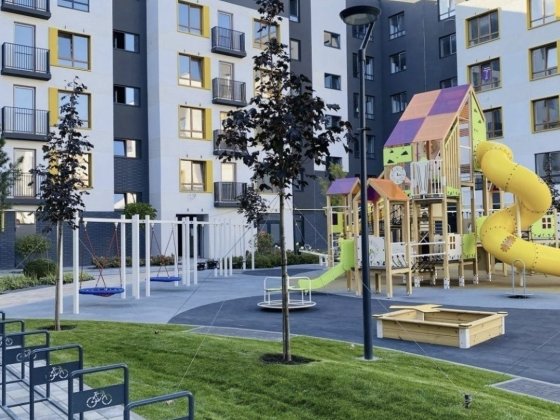 Продаж комерційного приміщення з ремонтом, орендарем  та діючим бізнесом Ірпінь