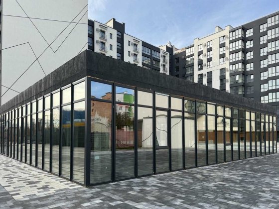 Продам  комерційне приміщення - формат  open space  ЛИПКИ 2 Ивано-Франковск