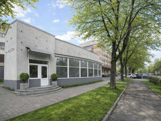 Продаж фасадного приміщення 103 м², вул. Пулюя. Окремо стояча будівля Ивано-Франковск