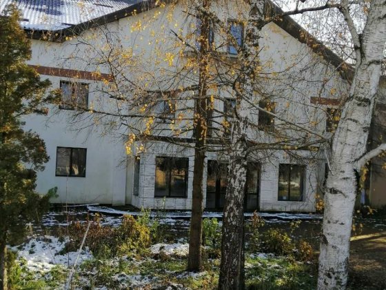 Великий оздоровчо-девелоперський комплекс 3 500 м² на 44 сотках в Iвано-Франкiвську Ивано-Франковск