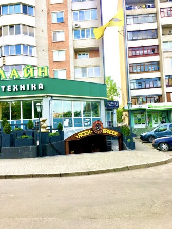 310 м² на пр. СОБОРНОСТІ / ФАСАД / 60 кВт / Окремий вхід і парковка - фото 1