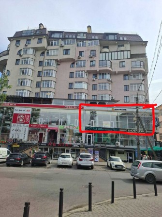 Продаю приміщення в центрі міста,навпроти стометрівки. 1м2=850$. Терміново! - фото 1